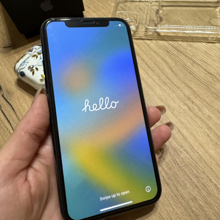 iPhone 11 Pro в идеальном состоянии