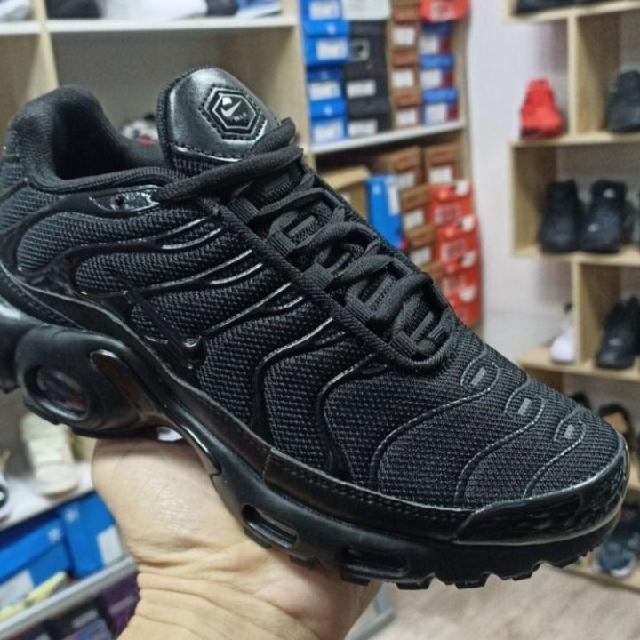 Кроссовки Nike Air Max Tn Plus