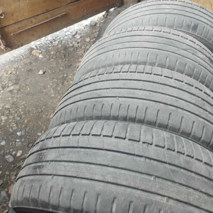 Nokian (лето) 215/60 R16