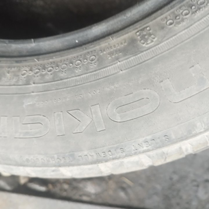 Nokian (лето) 215/60 R16