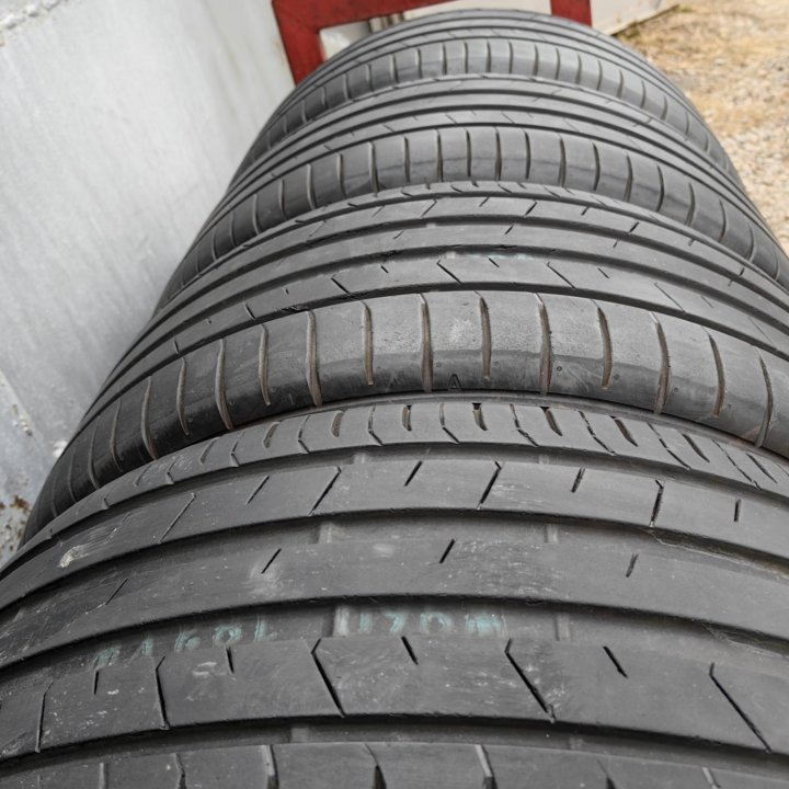 Комплект Toyo Proxes Sport SUV 275/45 R19