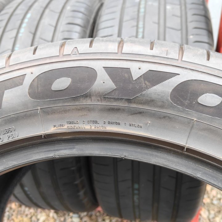 Комплект Toyo Proxes Sport SUV 275/45 R19