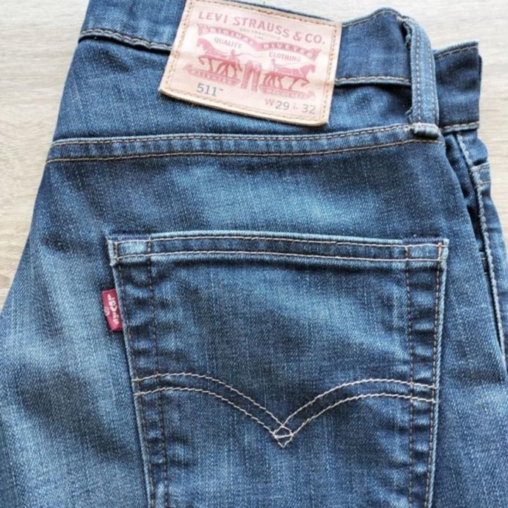 Оригинальные джинсы Levi's