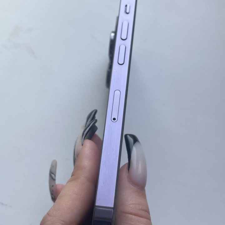 продам iPhone 14 pro