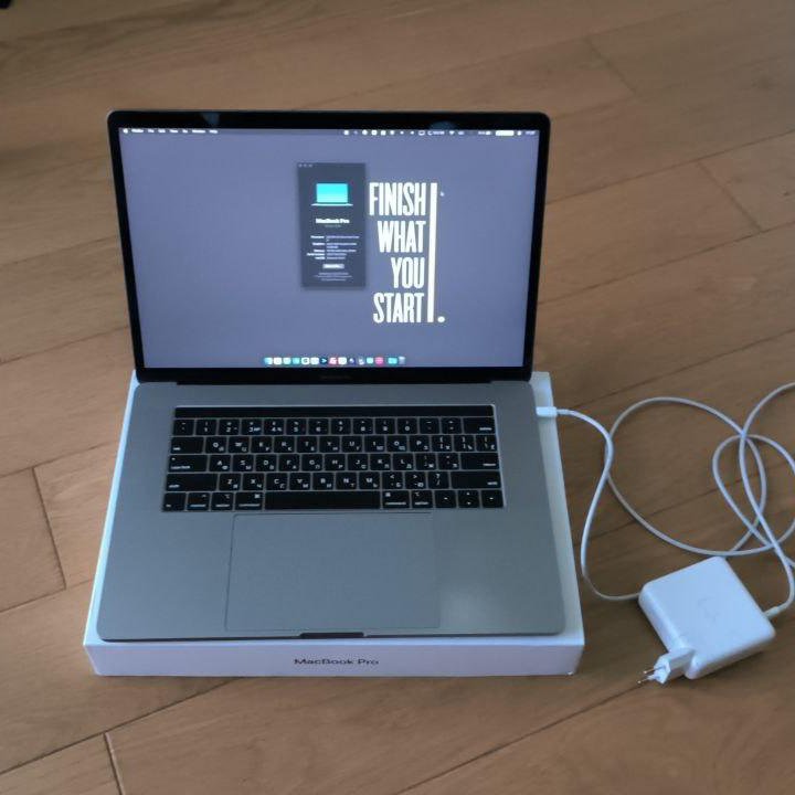 MacBook Pro 15-Inch 2019 /i7/16/512/4+1,5
