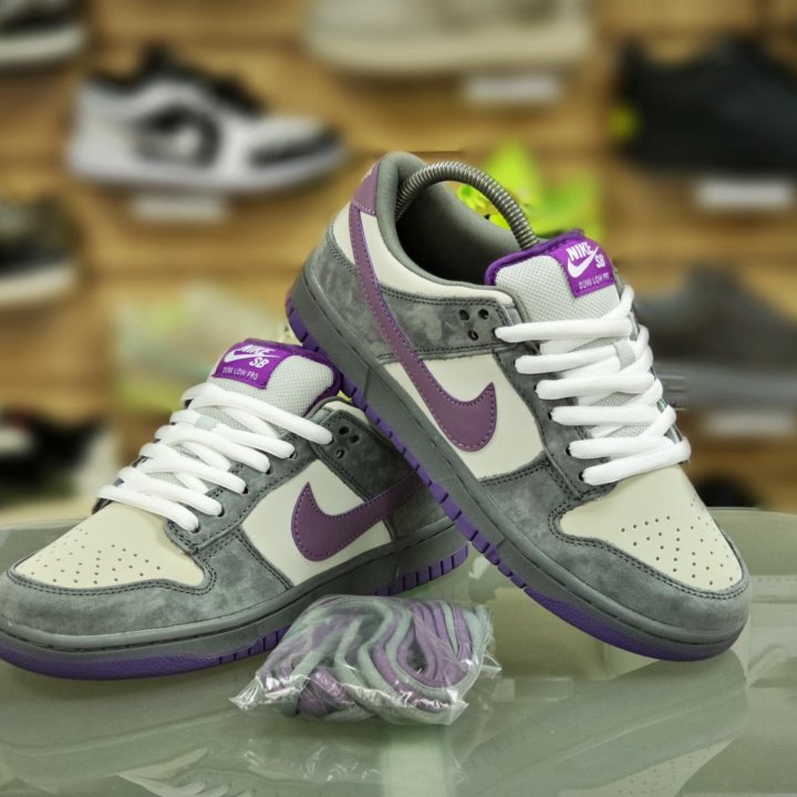 Кроссовки Nike SB Dunk