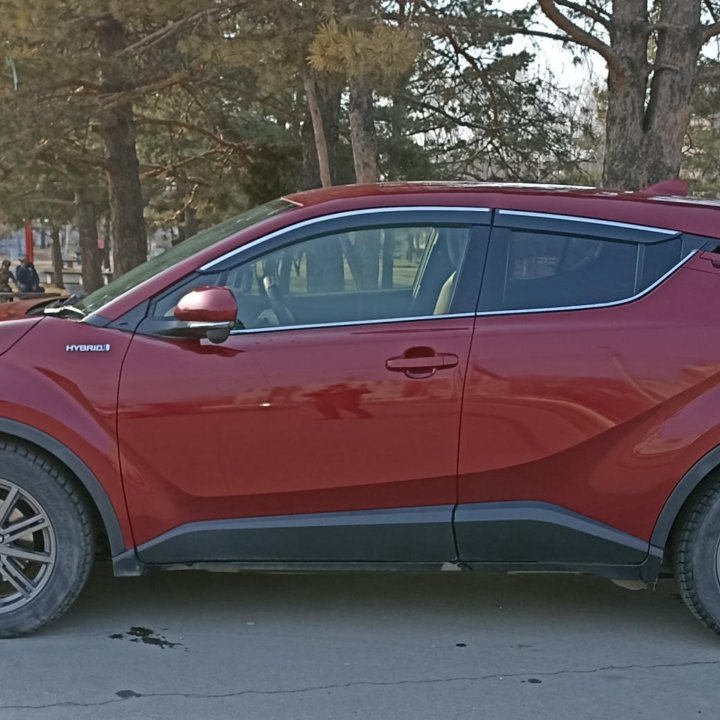 Toyota C-HR, 2017