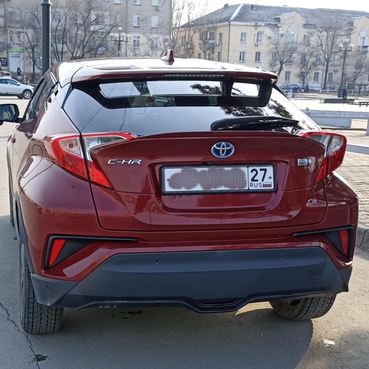 Toyota C-HR, 2017