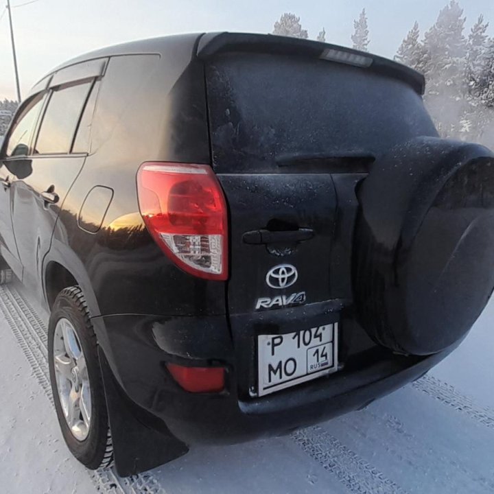 Toyota RAV4, 2006