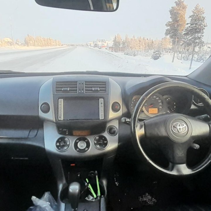 Toyota RAV4, 2006