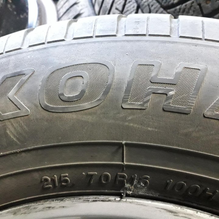 Комплект шин Toyo 215 70 R16