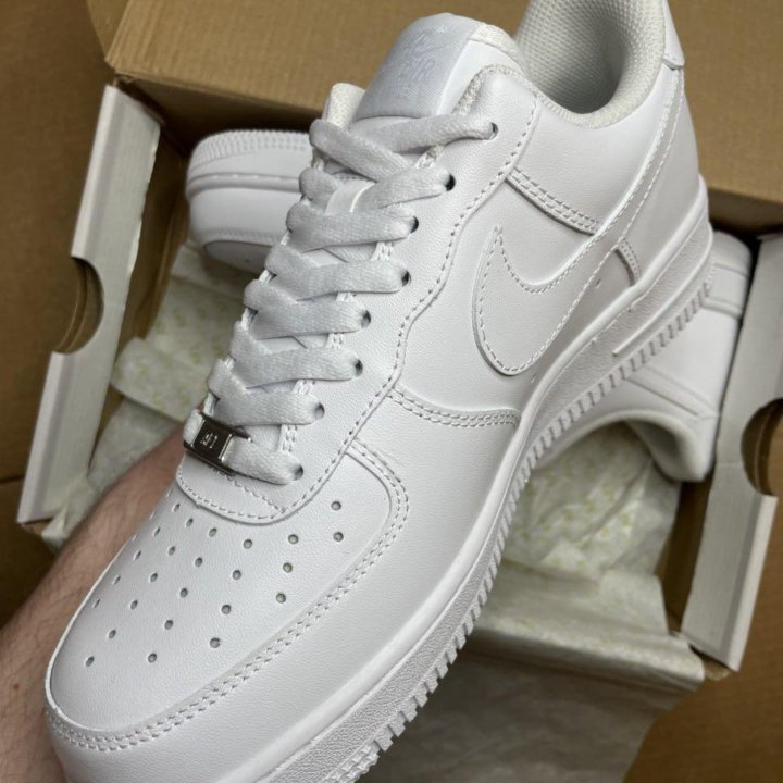 Nike Air Force 1