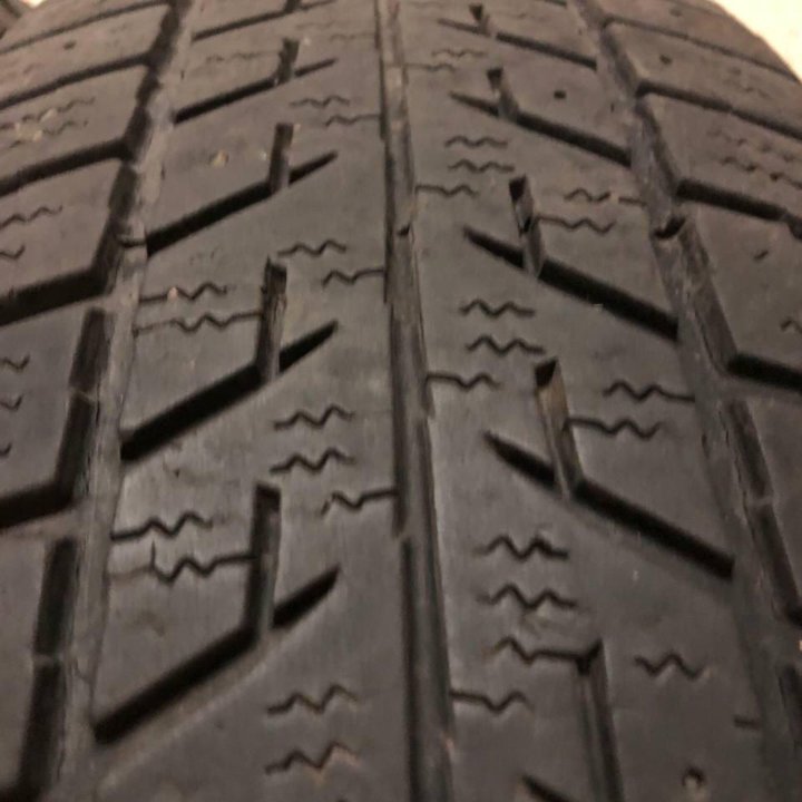 Шины Barum 185/65 R14 ,летние 2 штуки