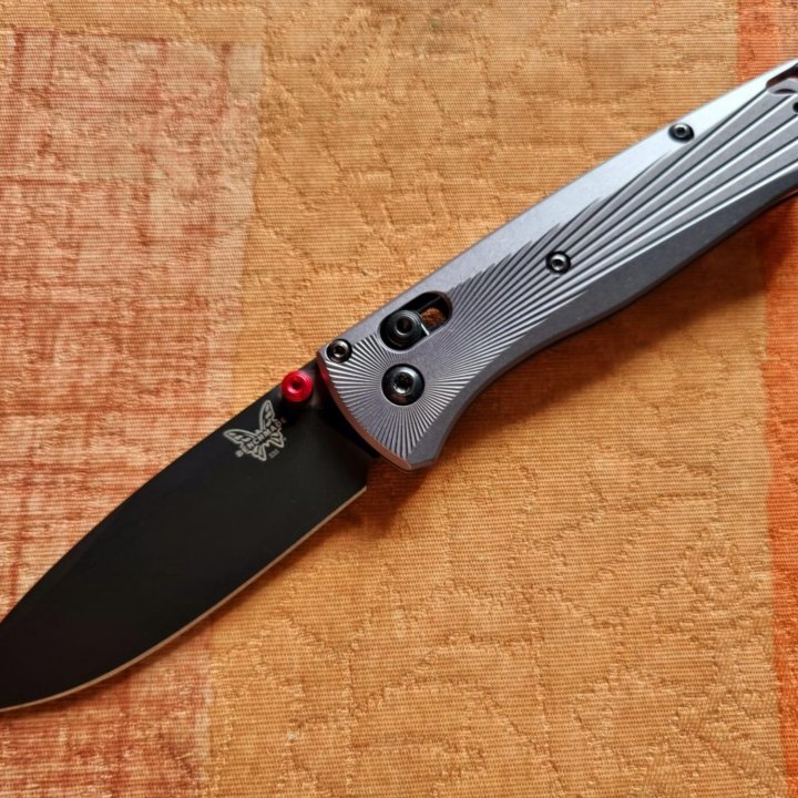 Нож Benchmade Bugout M390