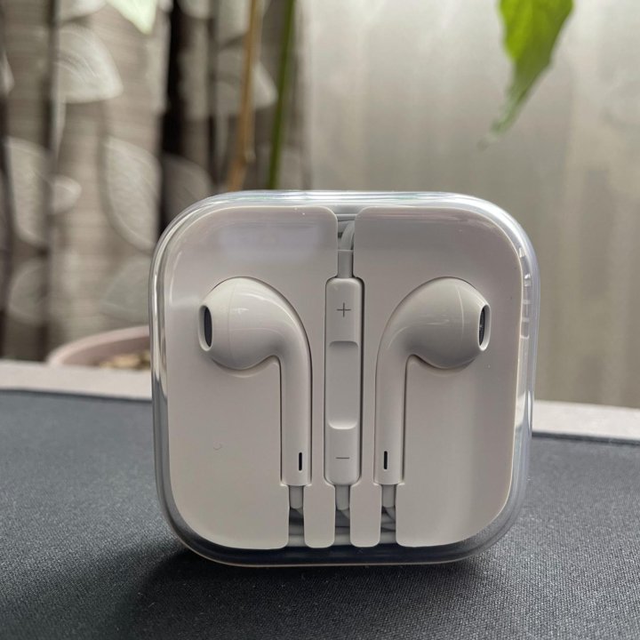 Новые Наушники Apple EarPods 3.5mm