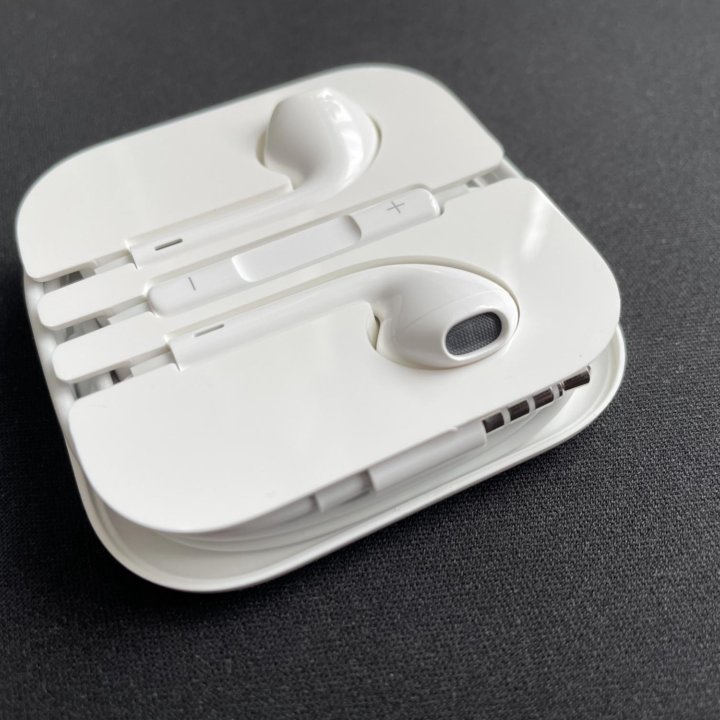 Новые Наушники Apple EarPods 3.5mm