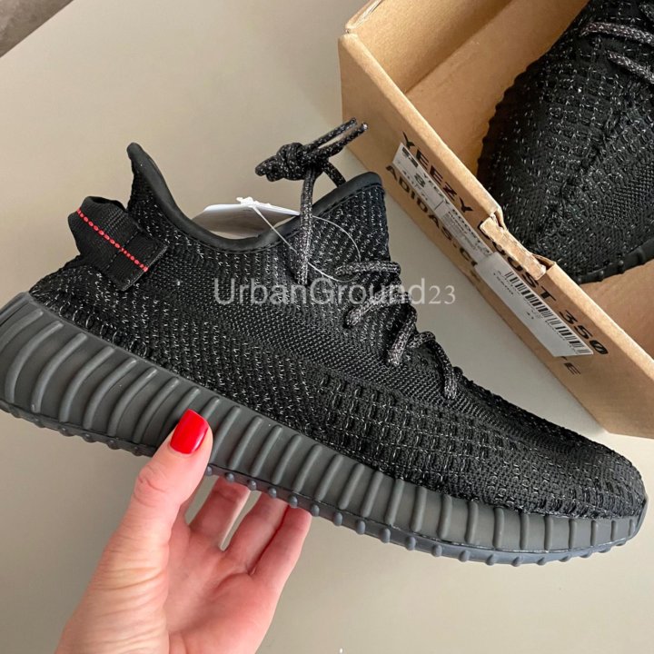 Кроссовки adidas Yeezy boost 350