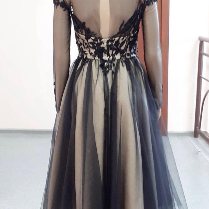 Продам платье