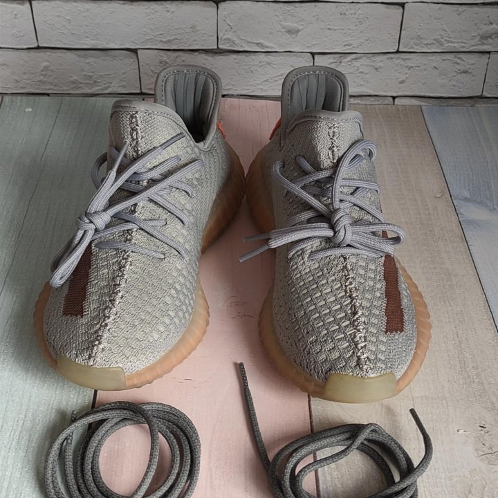 КРОССОВКИ ЖЕНСКИЕ ЛЕТНИЕ ADIDAS YEEZY BOOST V2 350