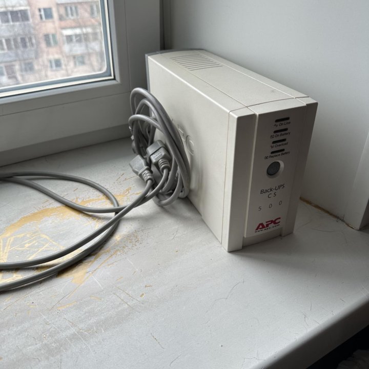 ИБП APC Back-UPS CS 500VA (BK500EI)