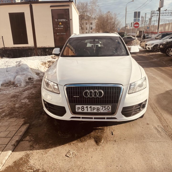 Audi Q5, 2010