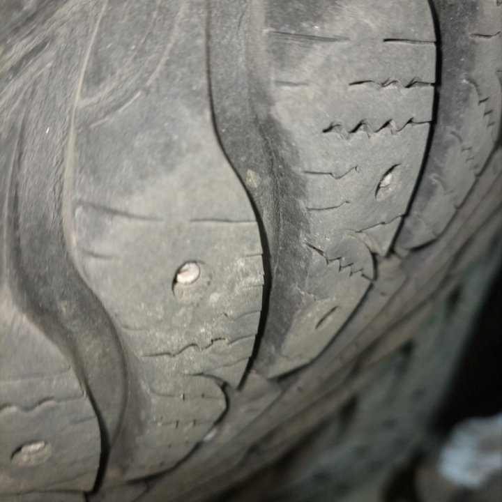 Продам зимние колёса 185/65 r15