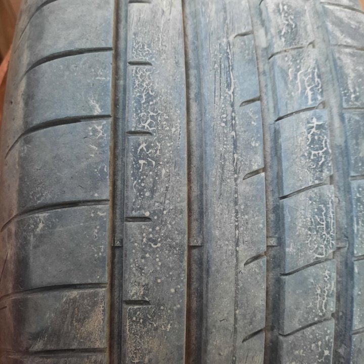 Goodyear Eagle F1 Asymmetric 3 SUV 235/65 R17 104V