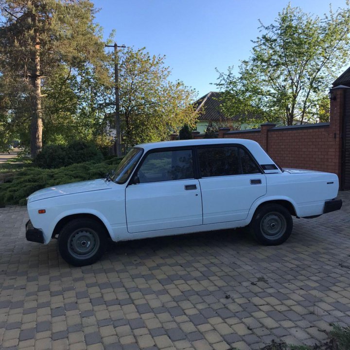 ВАЗ (Lada) 2107, 2000