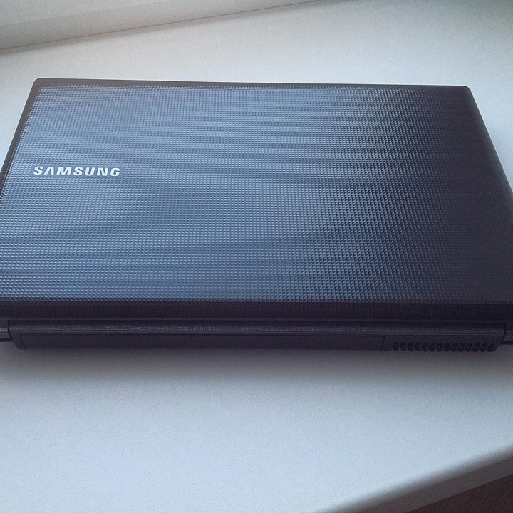 Ноутбук Samsung R430