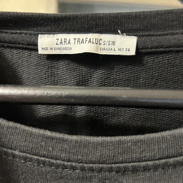 Платье Zara