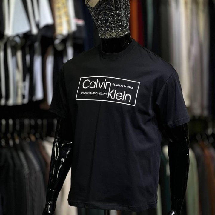 Футболка Calvin Klein