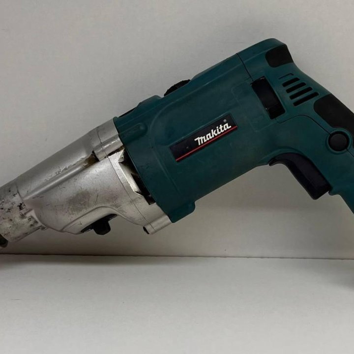 Дрель Makita HР2070 Арт. N69283