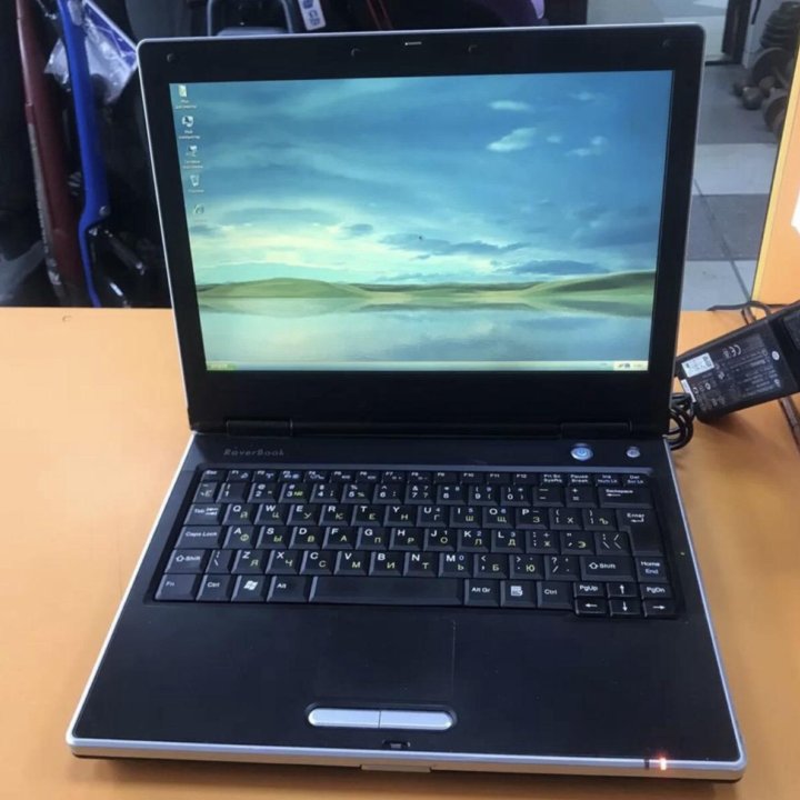 Ноутбук RoverBook Navigator W200 WP