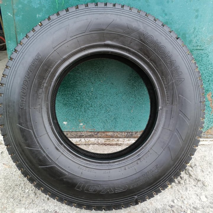 Шина 205/65 R16 LT YOKOHAMA SY01