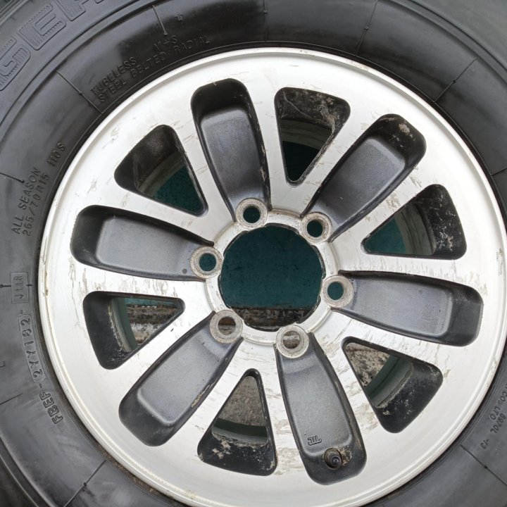 Колесо 265/70 R15