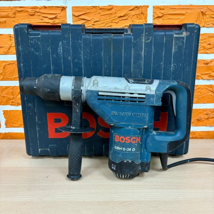 Перфоратор Bosch GBH 5-38 D