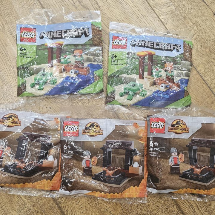 Lego 30390 Jurassic World, Minecraft