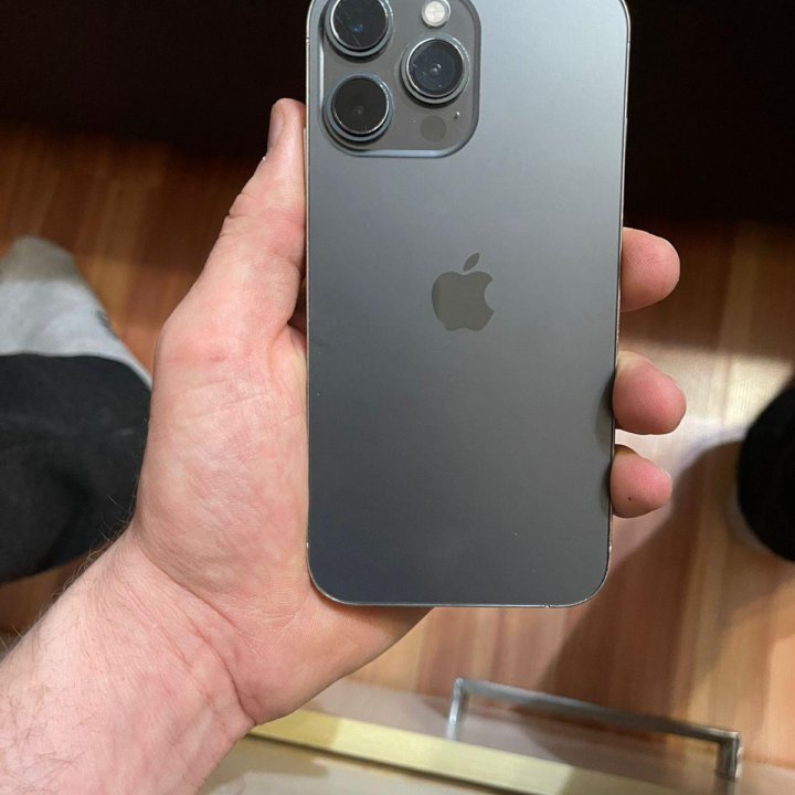 iPhone XR в14про корпусе