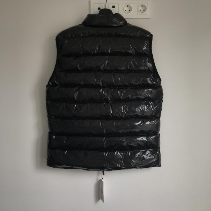 Жилетка безрукавка moncler