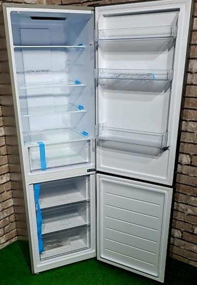 16782. Холодильник с морозильником Haier CEF535ASD