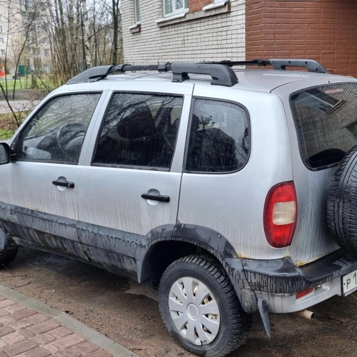 Chevrolet Niva, 2005