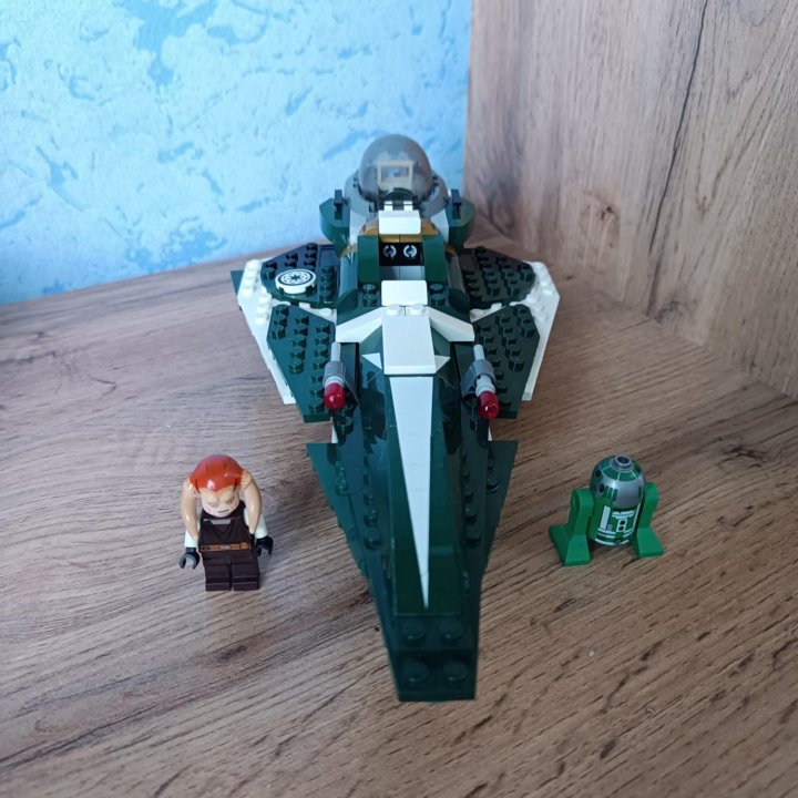 Продам lego star wars 9498