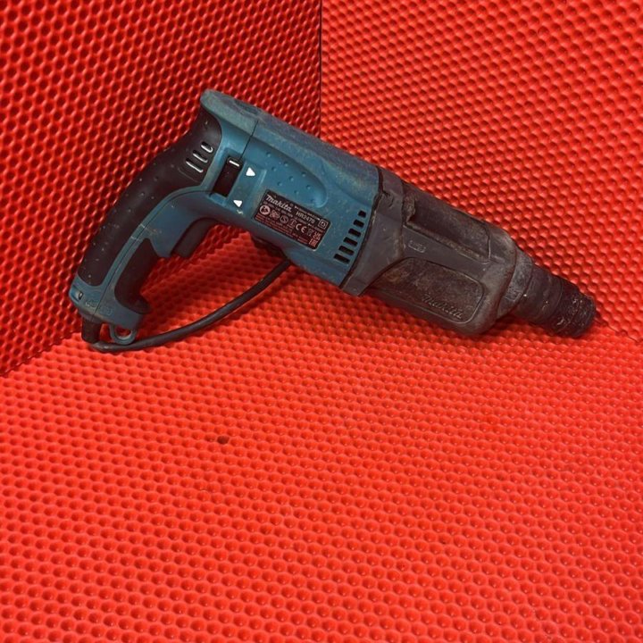 Перфоратор Makita HR2470 (мЛ)