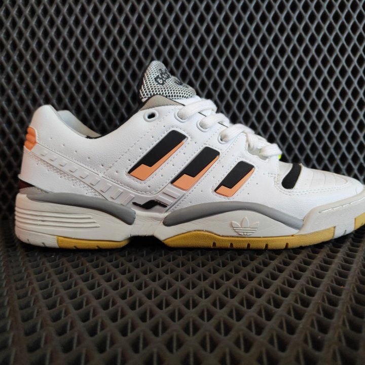 Кроссовки мужские Adidas Torsion