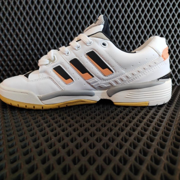 Кроссовки мужские Adidas Torsion