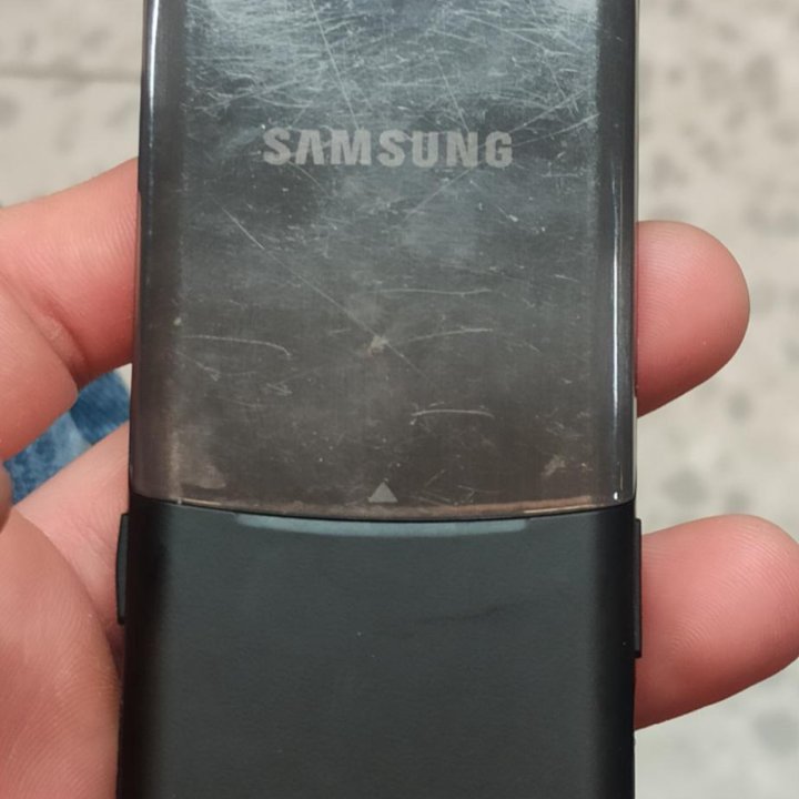 Samsung SGH U900