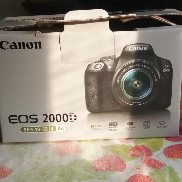 Canon EOS 2000D kit 18-55mm DC 24.1 MP/6000x4000