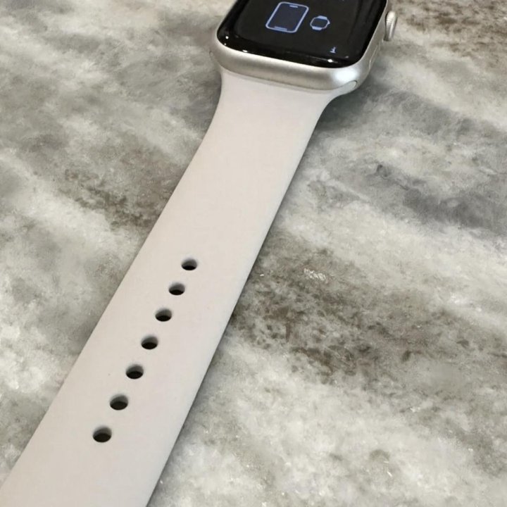 Apple Watch 8 Starlight 45 мм