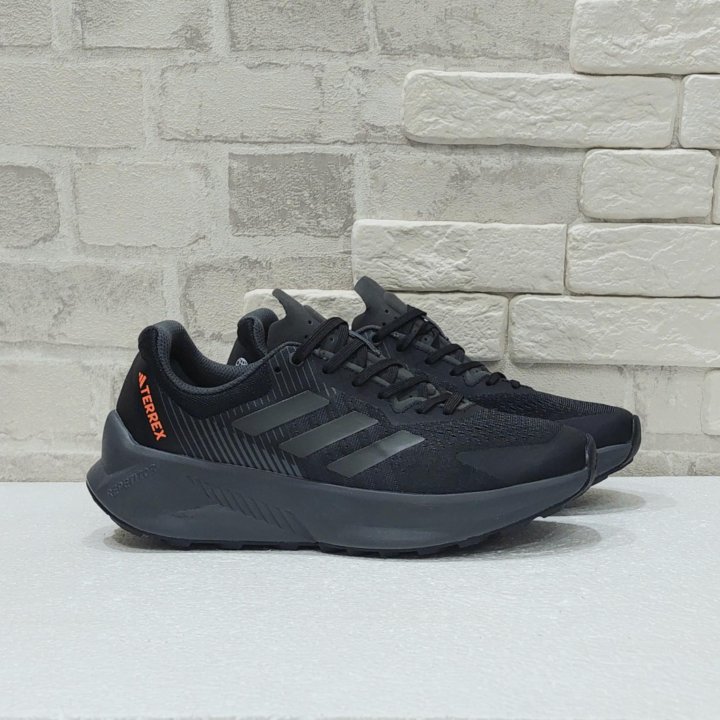 Кроссовки Adidas Terrex