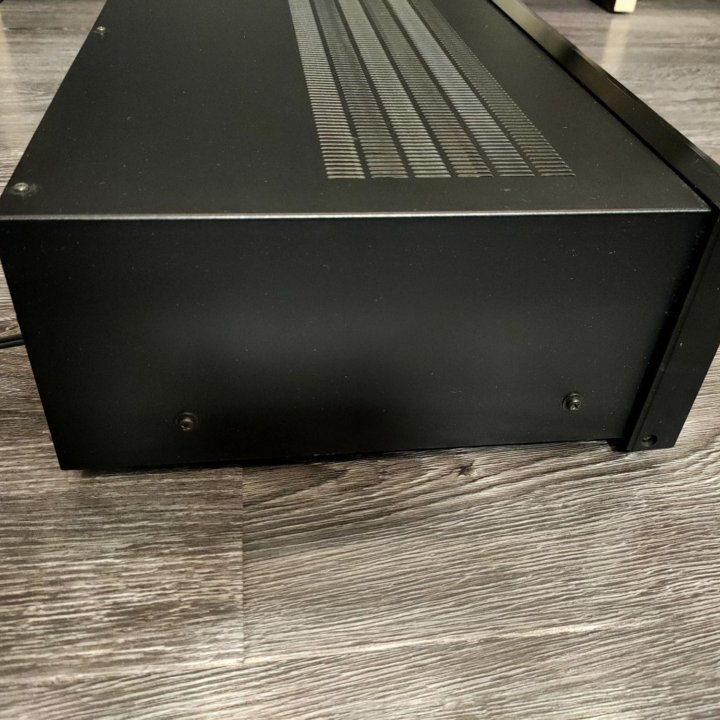 Усилитель Alpine/Luxman L-101